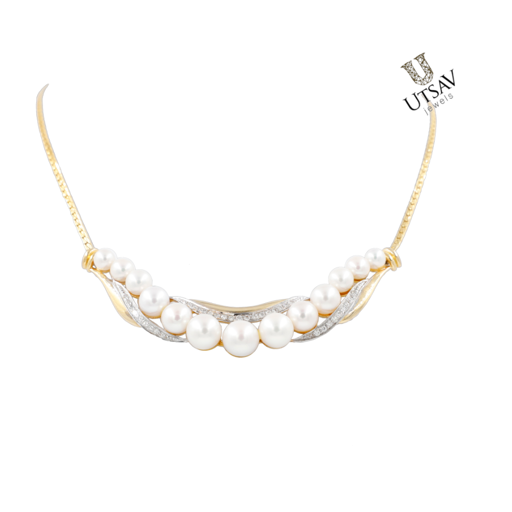 18k Pearl and Diamond Pendant Necklace