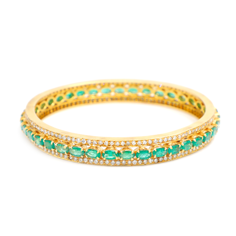 18K Emerald And Two Rows Diamond  Bangle